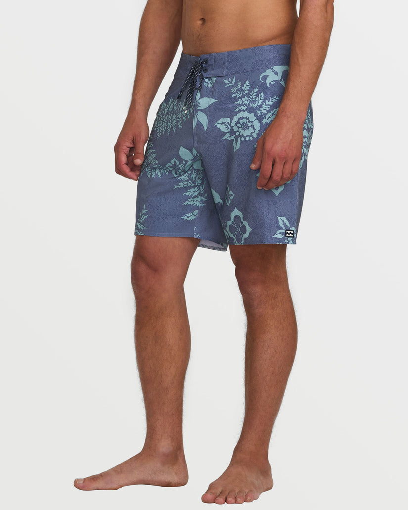 Good Times Pro Performance 17.5" Boardshorts - Blue Fog