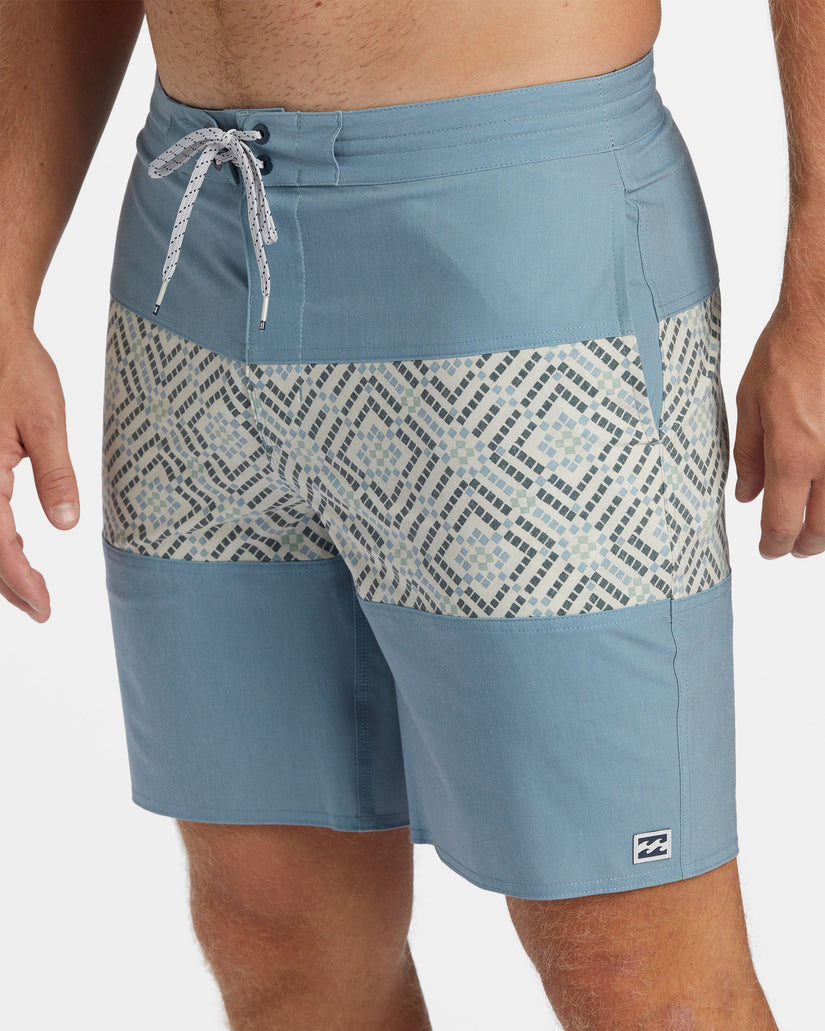 Tribong Lo Tide 19" Boardshorts - Blue Wash