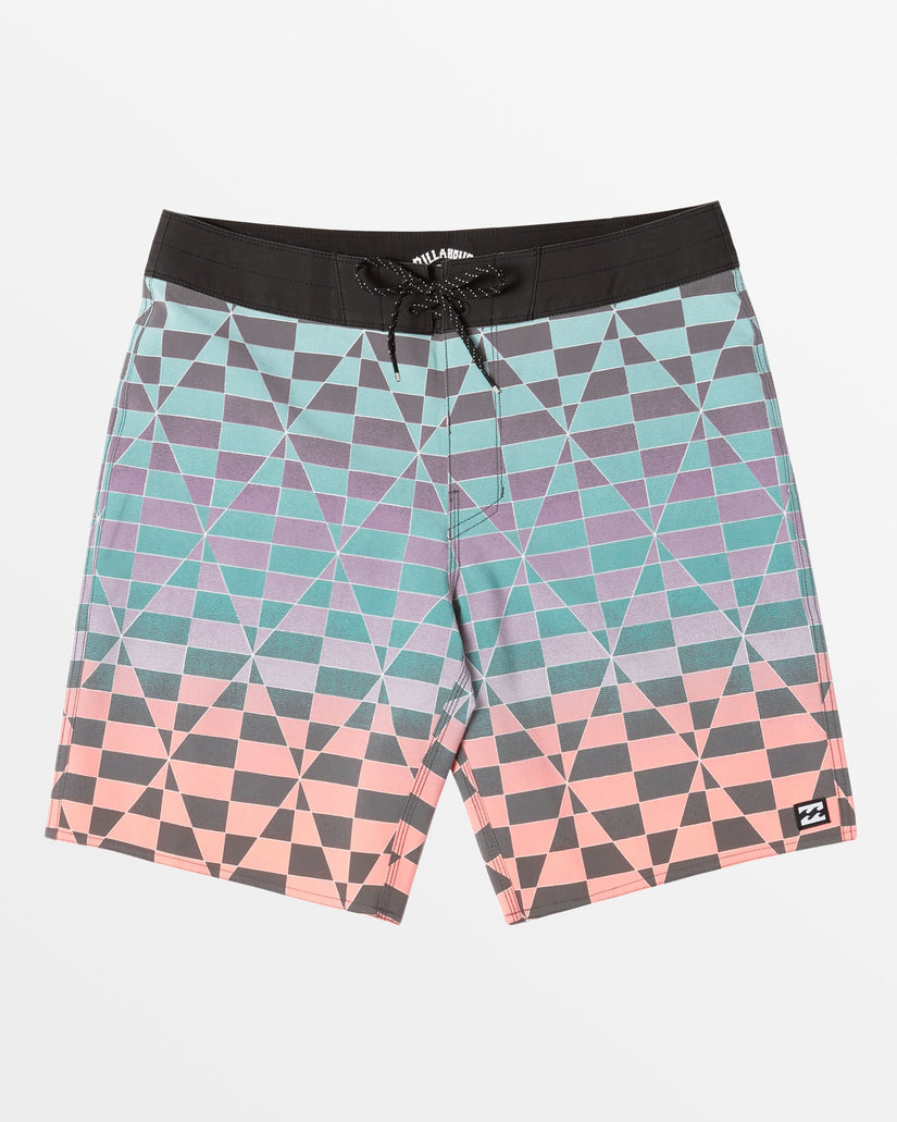 Sundays Pro 19" Boardshorts - Fade