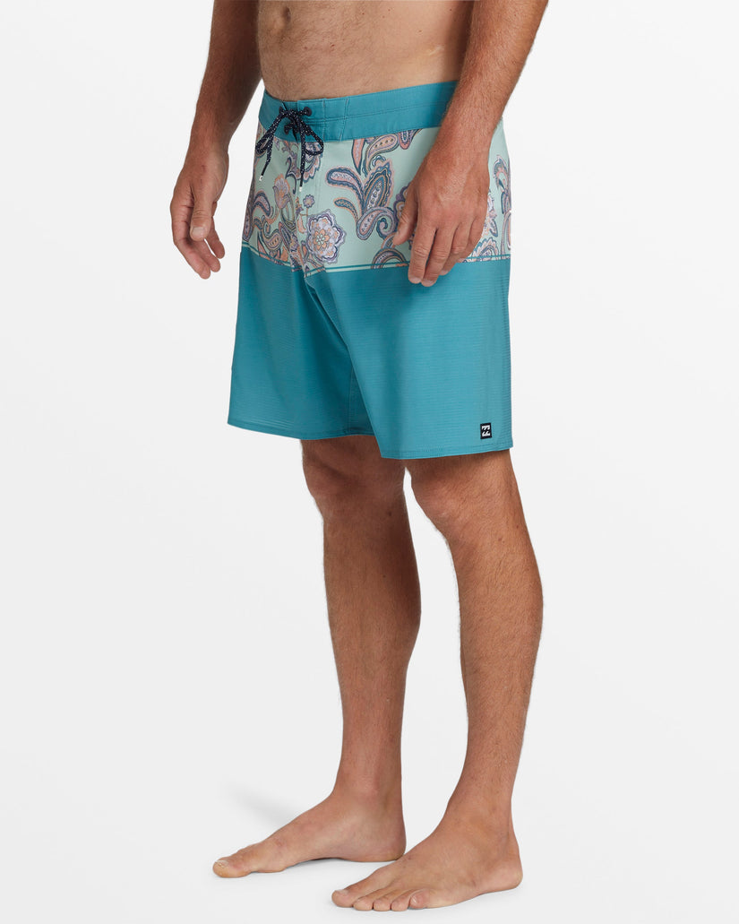 Fifty50 Airlite 19" Boardshorts - Foam