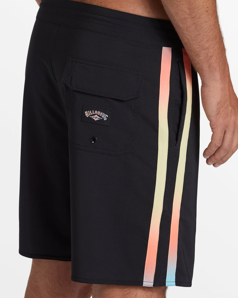 Kirra Pro Performance 17" Boardshorts - Black