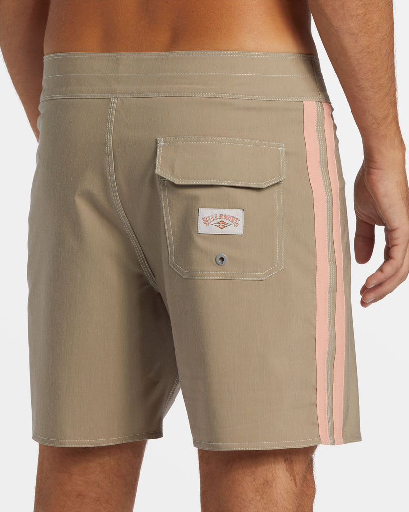 Kirra Pro Performance 17" Boardshorts - Gravel