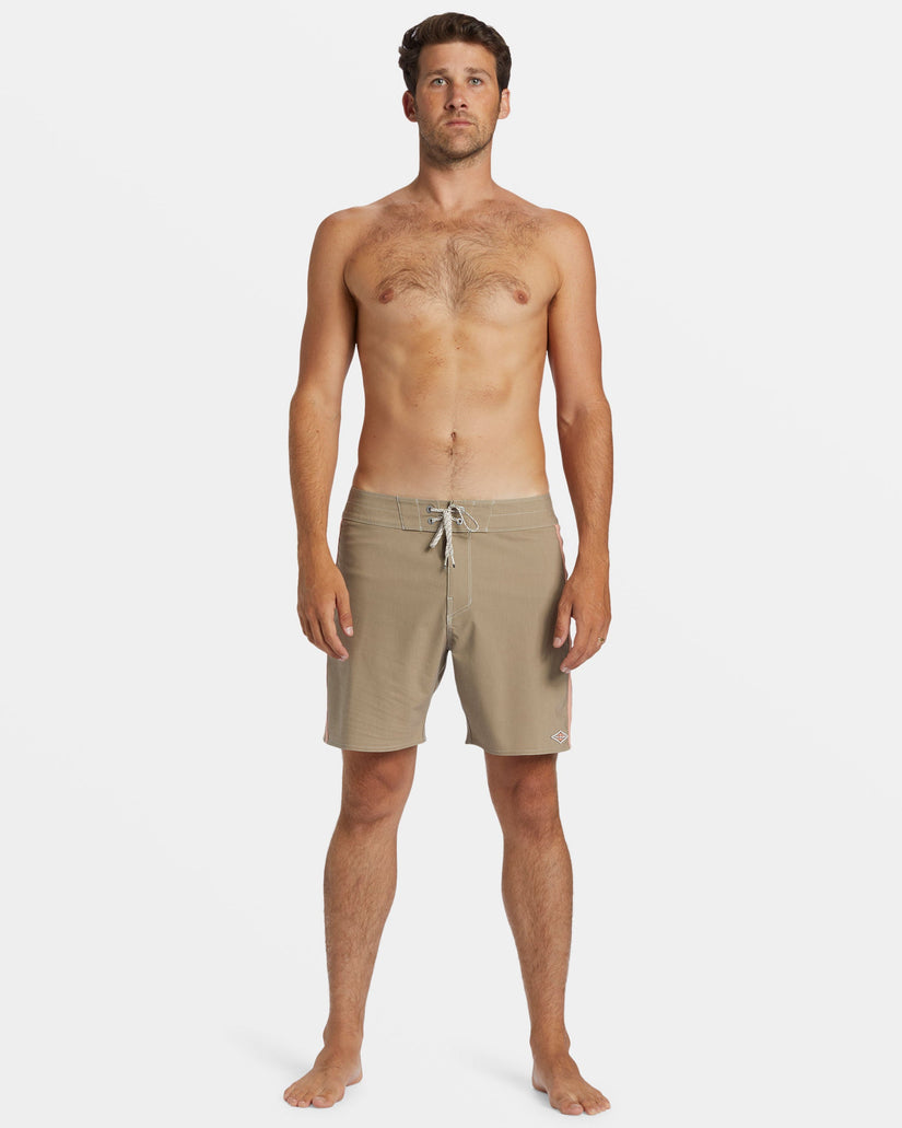 Kirra Pro Performance 17" Boardshorts - Gravel