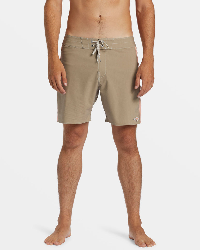 Kirra Pro Performance 17" Boardshorts - Gravel