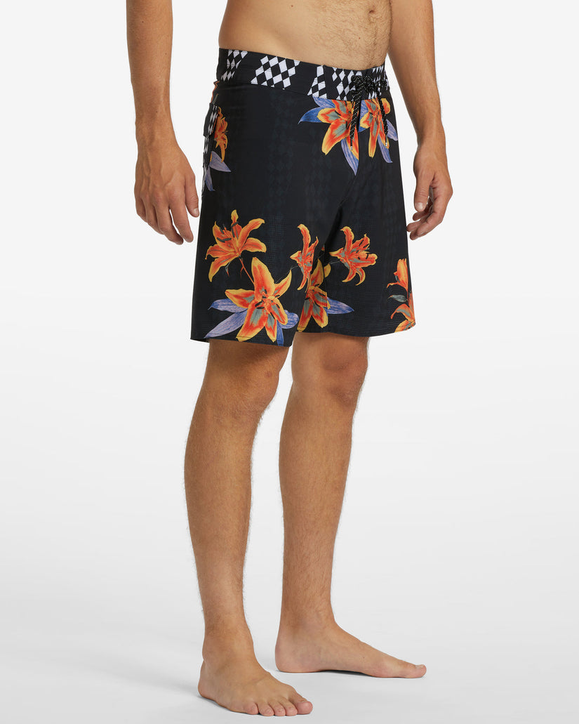 Sundays Airlite Performance 19" Boardshorts - Charcoal