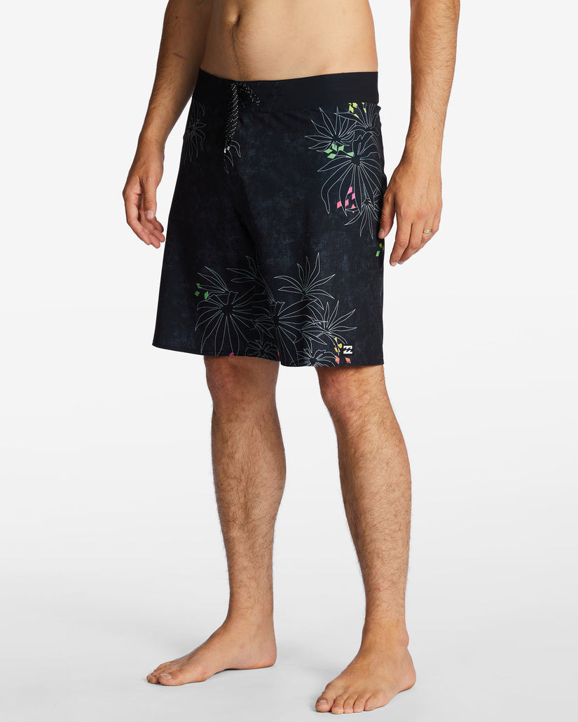 Sundays Airlite Performance 19" Boardshorts - Stealth