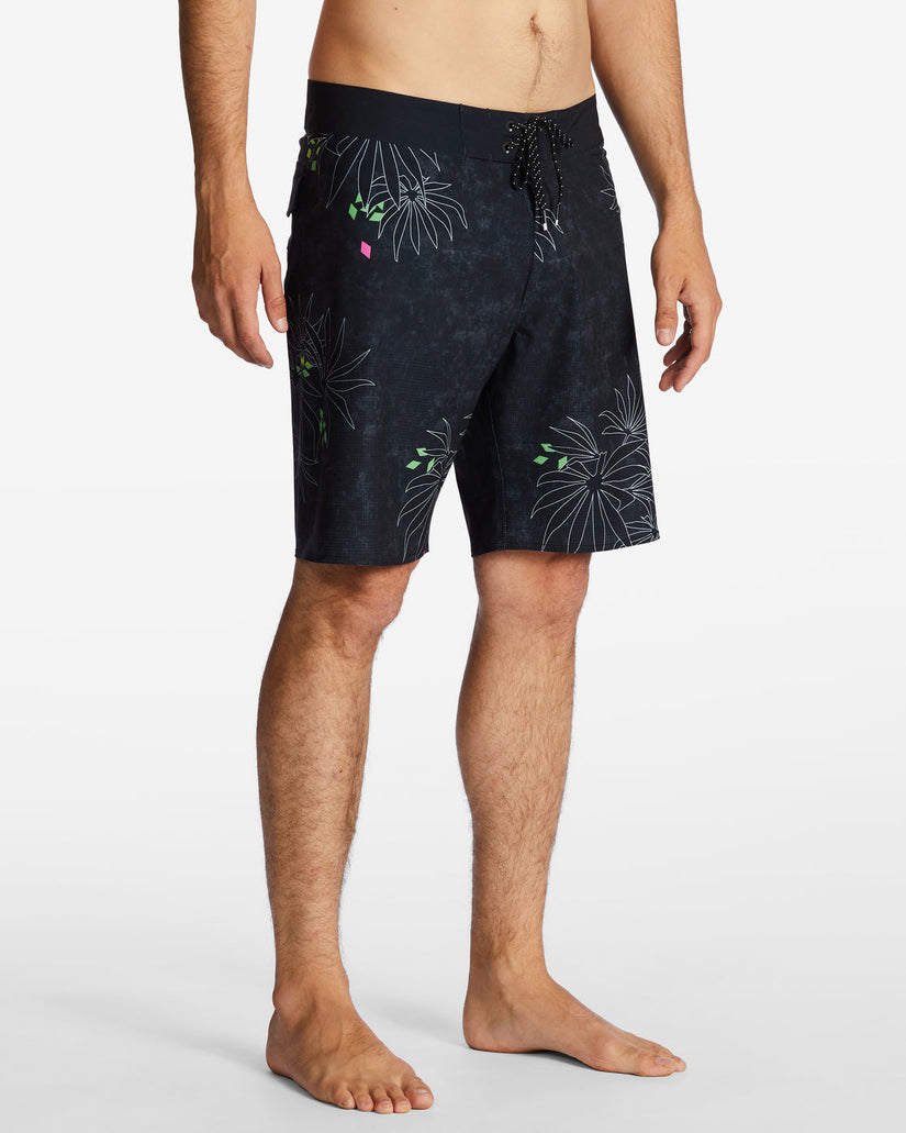 Sundays Airlite Performance 19" Boardshorts - Stealth