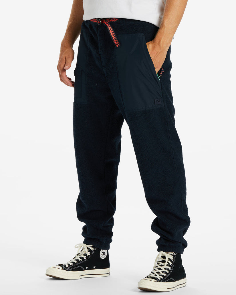 Boundary Trail Joggers - Navy